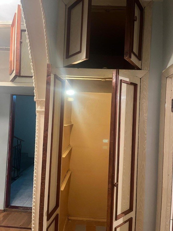 Satılır 4 otaqlı köhnə tikili, 120 m², 9-cu mikrorayon-10