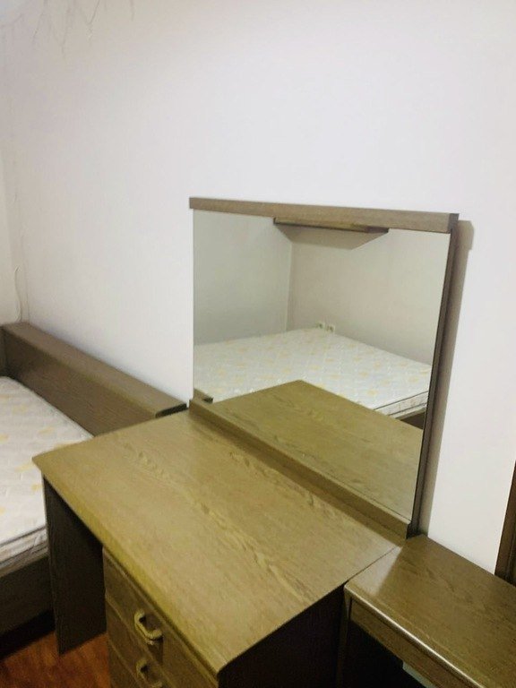 Satılır 2 otaqlı köhnə tikili, 45 m², İnşaatçılar m.-8