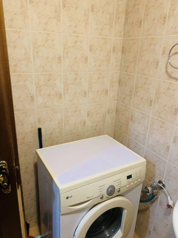 Satılır 2 otaqlı köhnə tikili, 45 m², İnşaatçılar m.-18