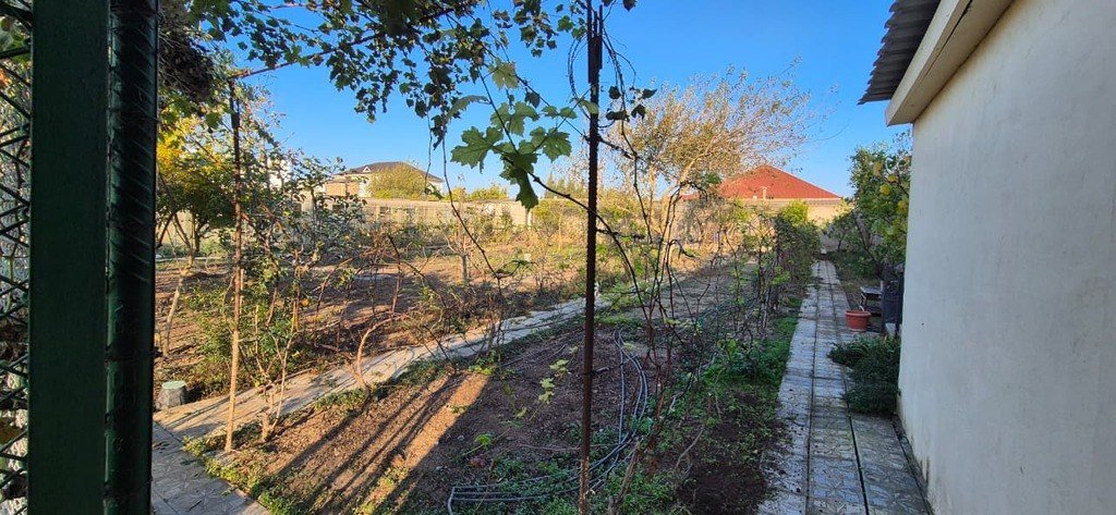 18 sot torpaq satılır, Xəzər-6