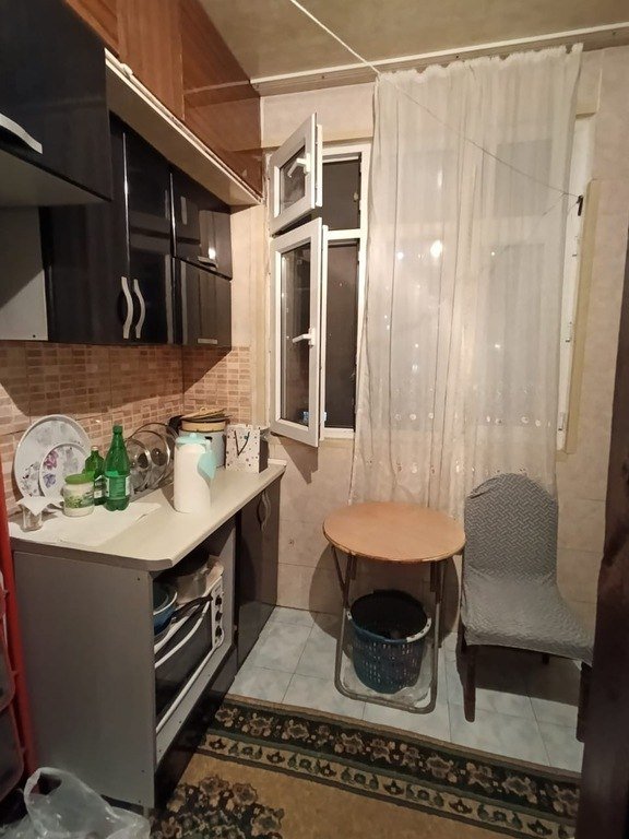 Satılır 2 otaqlı köhnə tikili, 50 m², İnşaatçılar m.-6