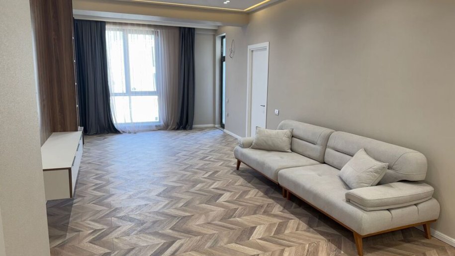 Satılır 3 otaqlı yeni tikili, 95 m², Gənclik m.-5