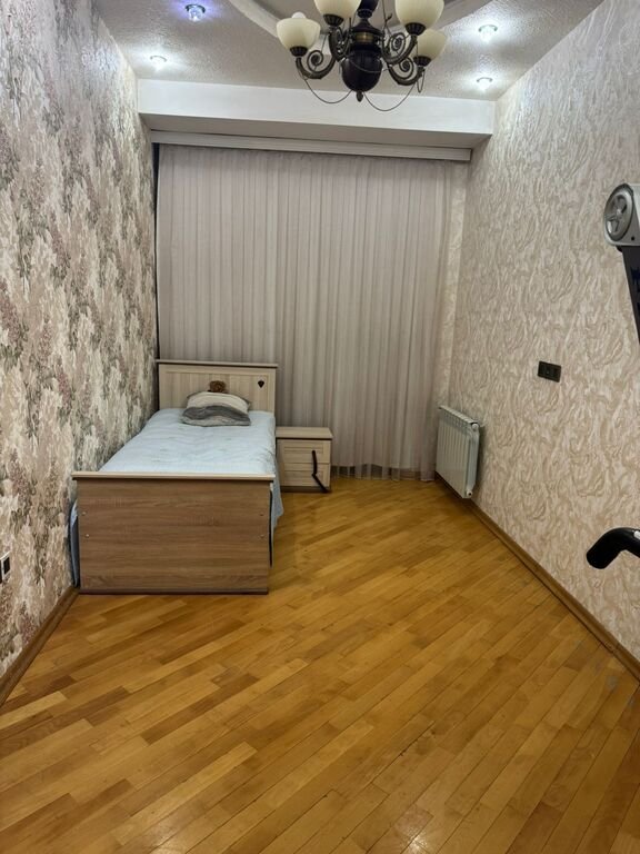 Satılır 5 otaqlı yeni tikili, 180 m², Nizami m.-11
