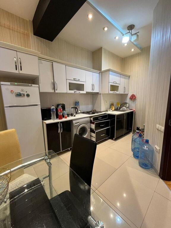 Satılır 3 otaqlı yeni tikili, 105 m², İnşaatçılar m.-9