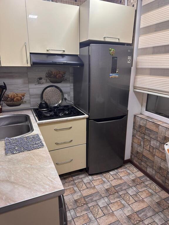 Satılır 2 otaqlı köhnə tikili, 50 m², Elmlər Akademiyası m.-7