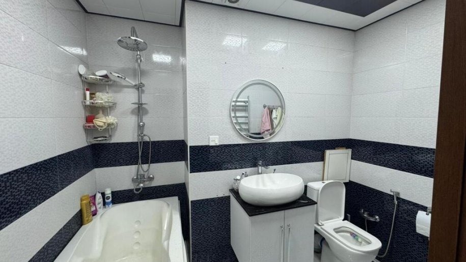 Satılır 4 otaqlı yeni tikili, 145 m², İnşaatçılar m.-11