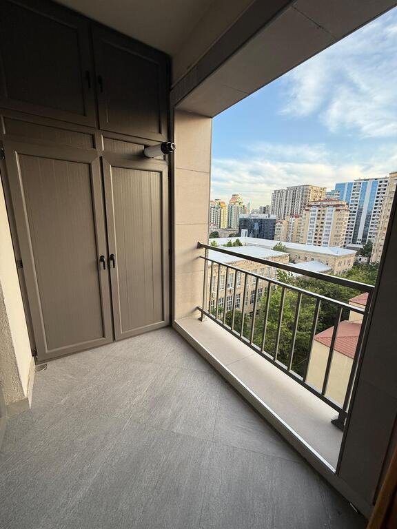 Satılır 2 otaqlı yeni tikili, 75 m², 28 May m.-6