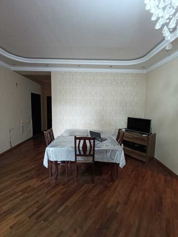 Satılır 3 otaqlı yeni tikili, 105 m², İnşaatçılar m.-7