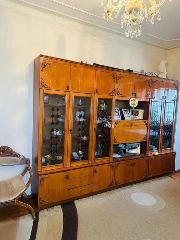 Satılır 2 otaqlı köhnə tikili, 65 m², Memar Əcəmi m.-3