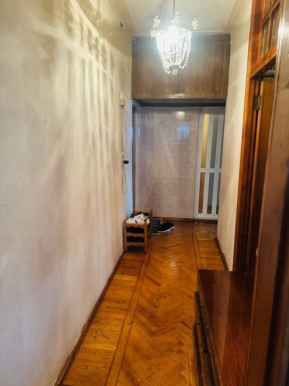 Satılır 2 otaqlı köhnə tikili, 65 m², Memar Əcəmi m.-8