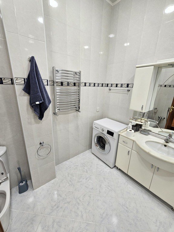 Kirayə verilir 3 otaqlı köhnə tikili, 100 m², Sahil m.-10