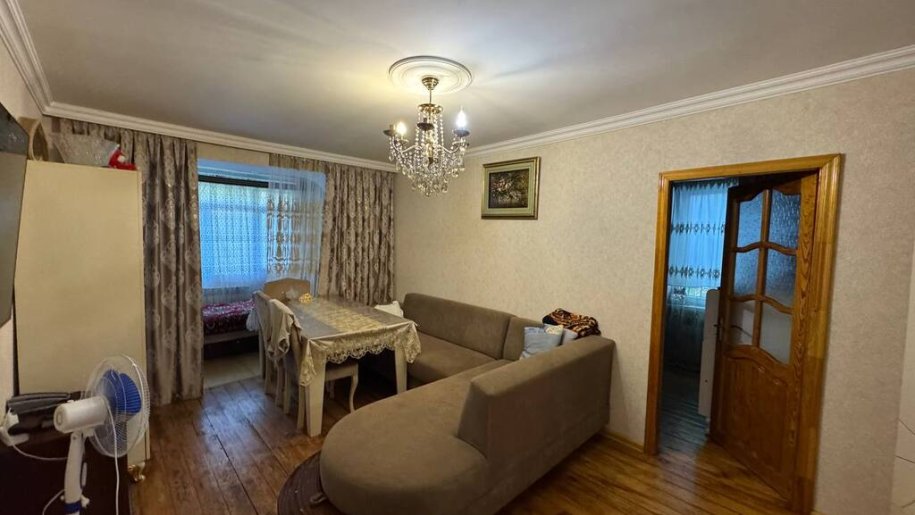 Satılır 2 otaqlı köhnə tikili, 50 m², Elmlər Akademiyası m.-2
