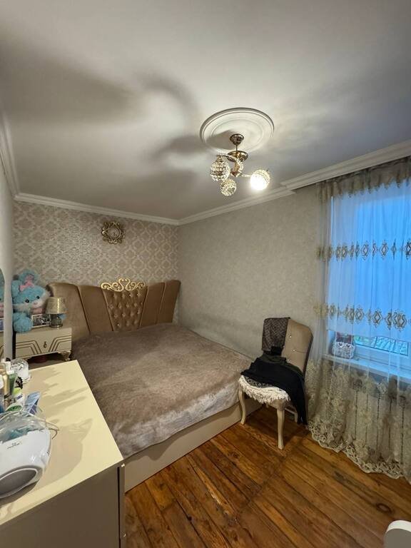 Satılır 2 otaqlı köhnə tikili, 50 m², Elmlər Akademiyası m.-9