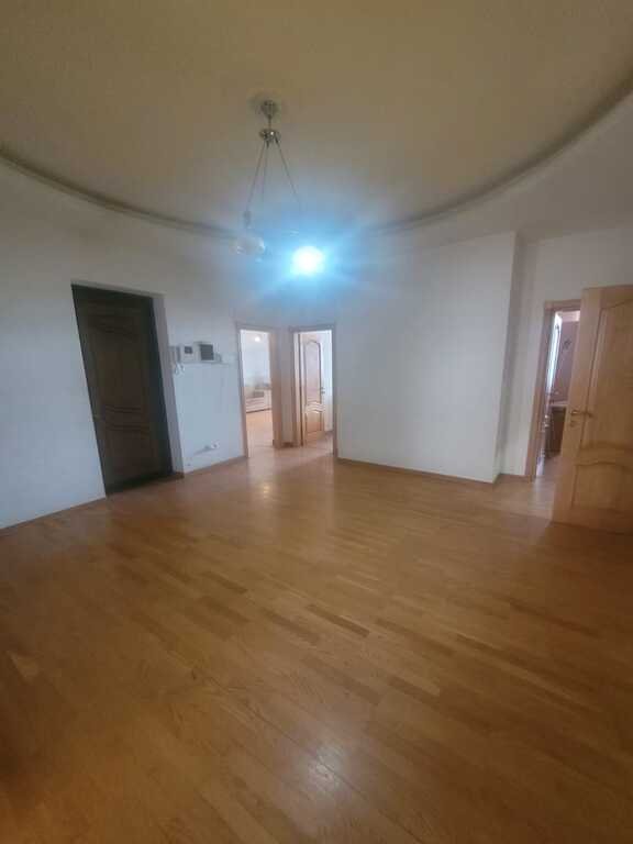 Satılır 4 otaqlı yeni tikili, 190 m², Elmlər Akademiyası m.-3