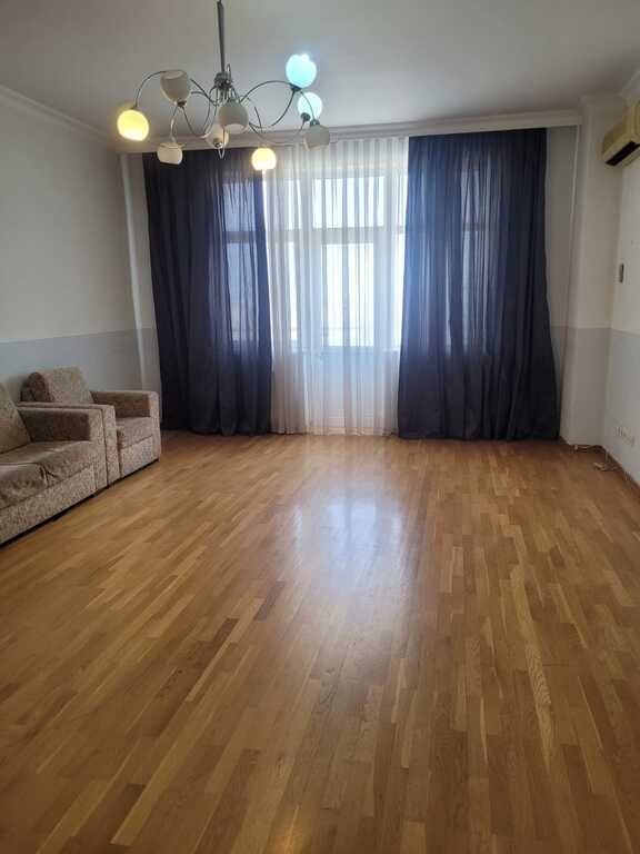 Satılır 4 otaqlı yeni tikili, 190 m², Elmlər Akademiyası m.-8