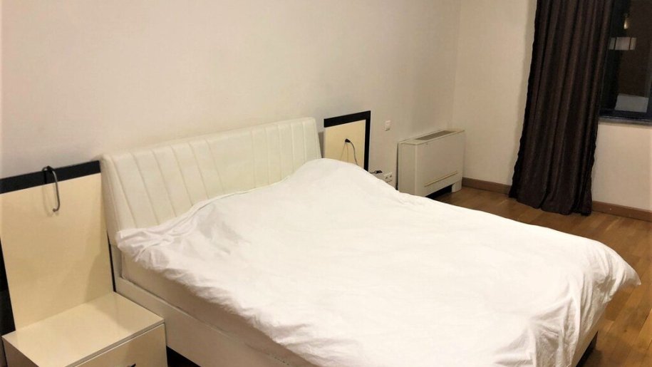 Kirayə verilir 4 otaqlı yeni tikili, 240 m², 28 May m.-6