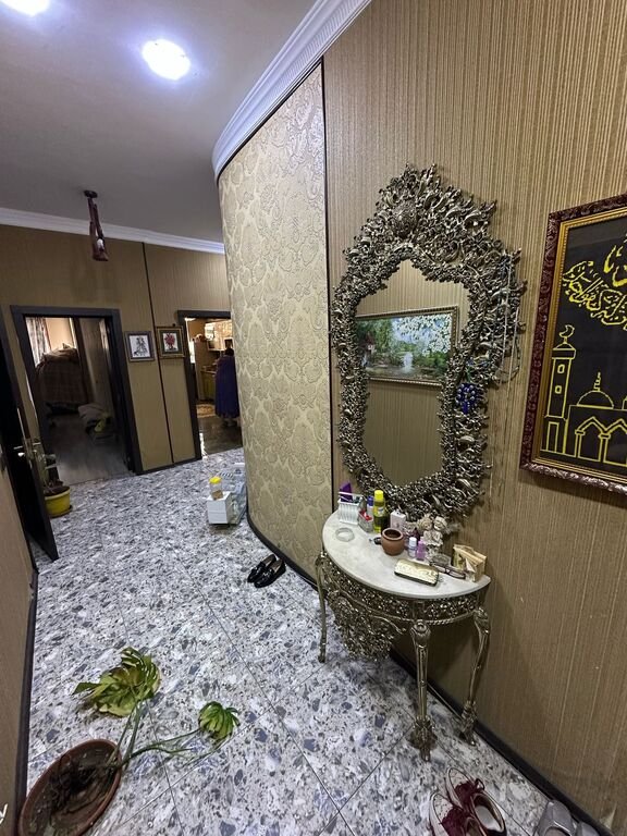 Satılır 3 otaqlı yeni tikili, 136 m², İnşaatçılar m.-10