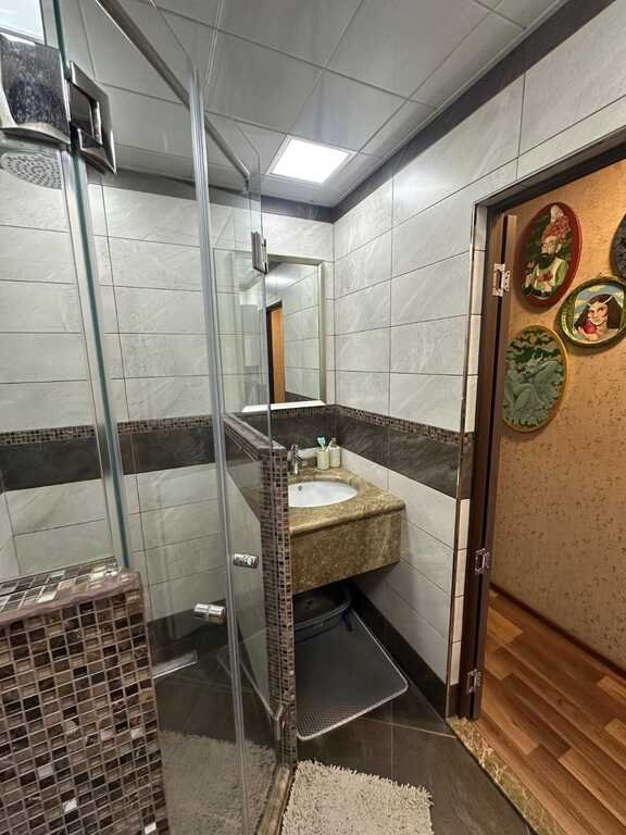 Satılır 3 otaqlı köhnə tikili, 75 m², Nəriman Nərimanov m.-27