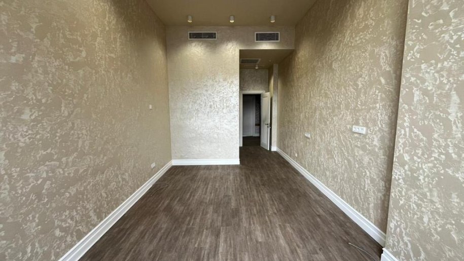 600 m<sup>2</sup> ofis icarəyə verilir, Dərnəgül m.-7