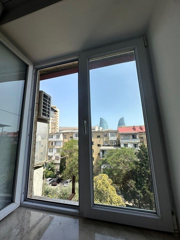 Satılır 2 otaqlı köhnə tikili, 50 m², Yasamal-2
