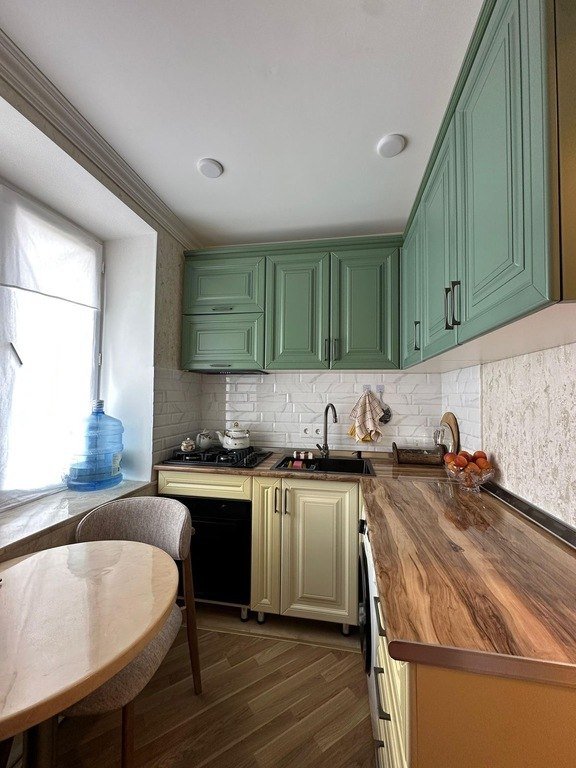 Satılır 2 otaqlı köhnə tikili, 50 m², Yasamal-14