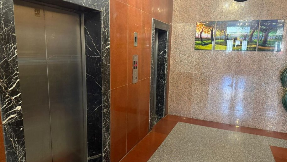 Kirayə verilir 3 otaqlı yeni tikili, 160 m², 28 May m.-17