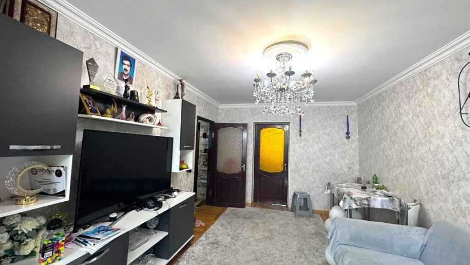Satılır 3 otaqlı köhnə tikili, 85 m², Elmlər Akademiyası m.-6