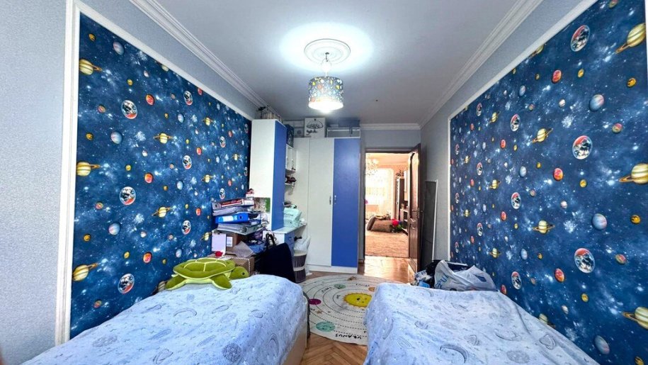 Satılır 3 otaqlı köhnə tikili, 85 m², Elmlər Akademiyası m.-8