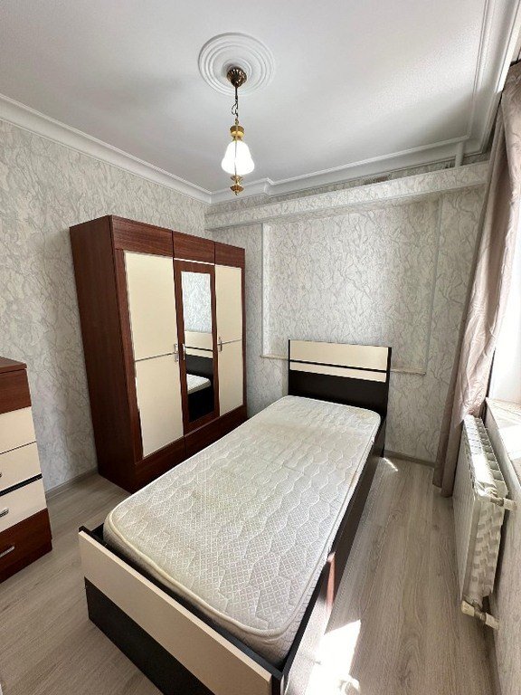 Satılır 2 otaqlı köhnə tikili, 35 m², Nizami m.-4