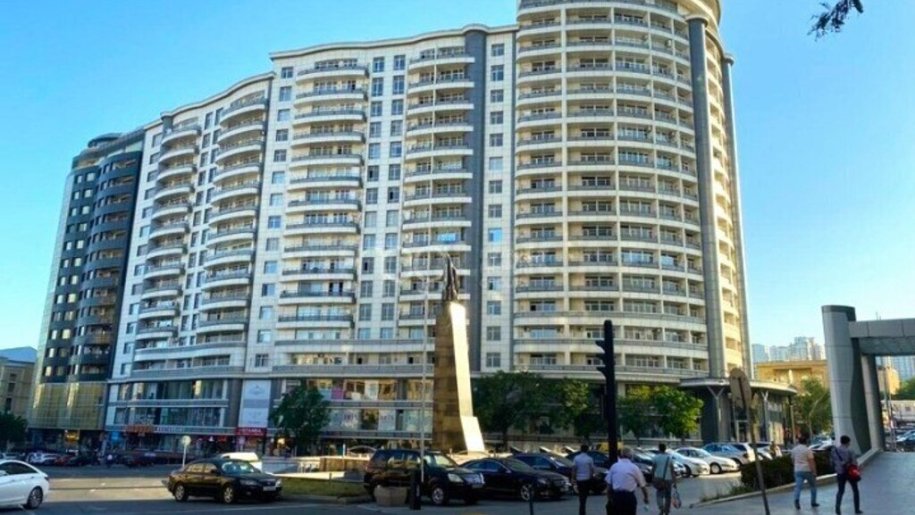Satılır 4 otaqlı yeni tikili, 165 m², Nizami m.-1