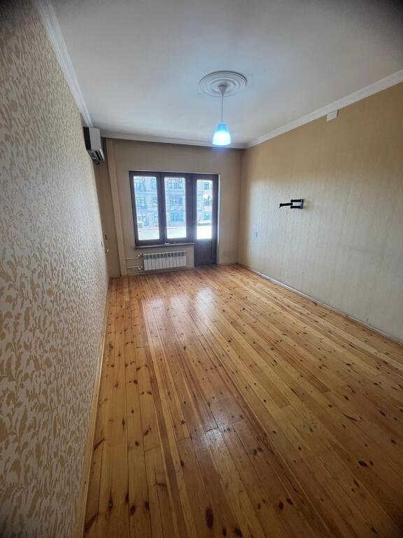 Kirayə verilir 2 otaqlı yeni tikili, 70 m², İnşaatçılar m.-1