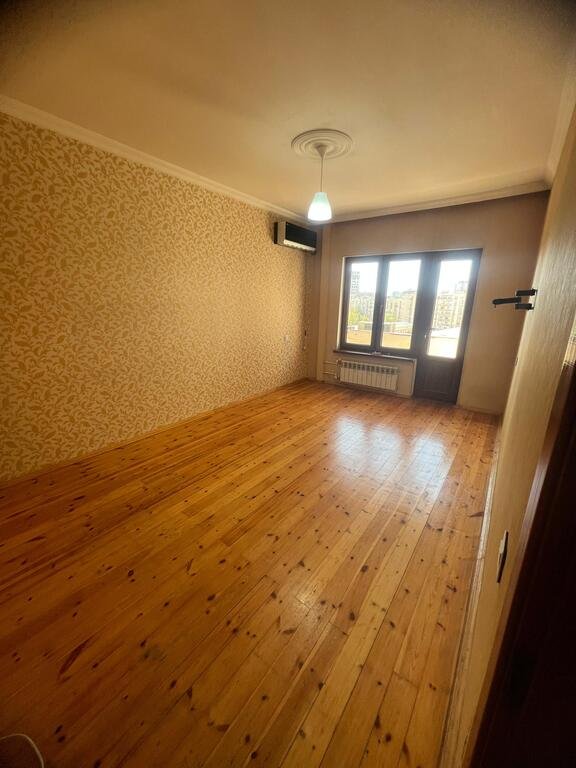 Kirayə verilir 2 otaqlı yeni tikili, 70 m², İnşaatçılar m.-2
