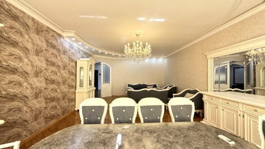 Satılır 3 otaqlı yeni tikili, 180 m², Nizami m.-3