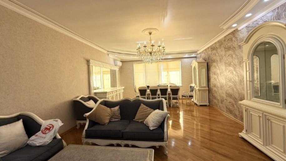 Satılır 3 otaqlı yeni tikili, 180 m², Nizami m.-5
