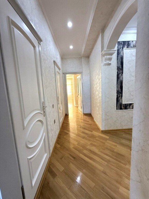 Satılır 3 otaqlı yeni tikili, 180 m², Nizami m.-13
