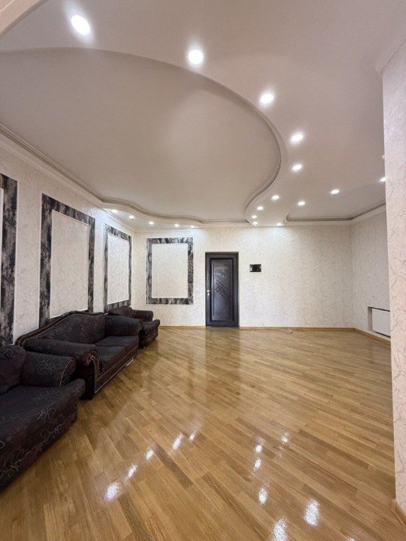 Satılır 3 otaqlı yeni tikili, 180 m², Nizami m.-15