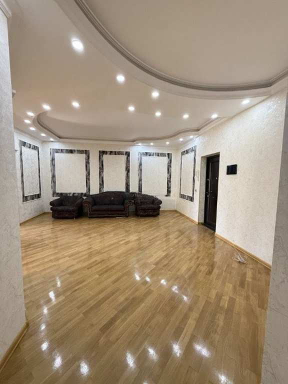 Satılır 3 otaqlı yeni tikili, 180 m², Nizami m.-16