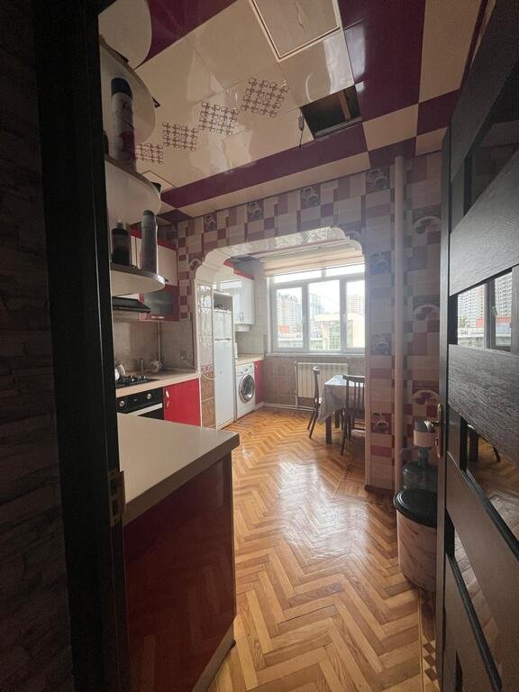 Satılır 3 otaqlı köhnə tikili, 98 m², Elmlər Akademiyası m.-11