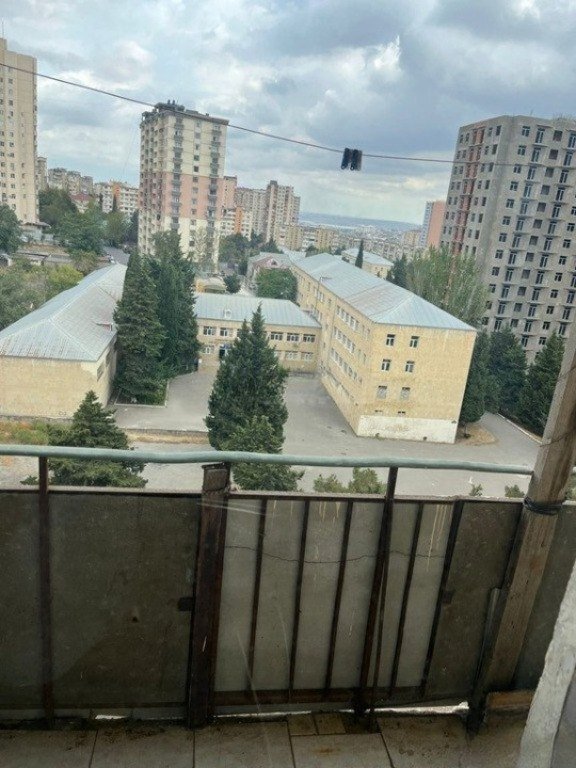 Satılır 5 otaqlı köhnə tikili, 120 m², Memar Əcəmi m.-5