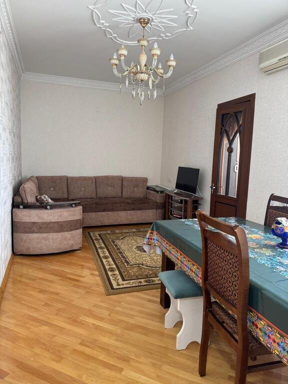 Kirayə verilir 2 otaqlı köhnə tikili, 80 m², Qara Qarayev m.-2