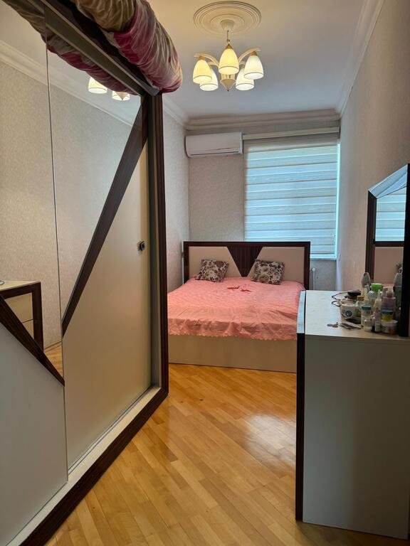 Kirayə verilir 2 otaqlı köhnə tikili, 80 m², Qara Qarayev m.-3