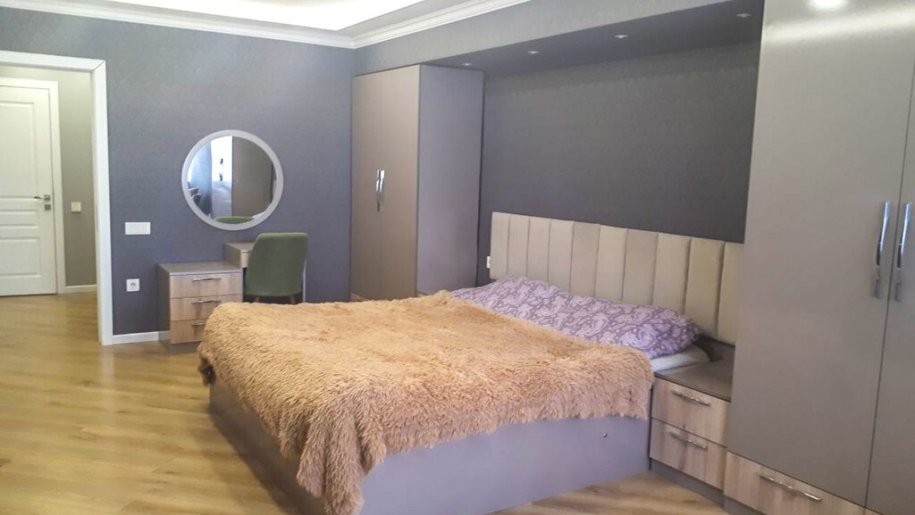 Kirayə verilir 2 otaqlı yeni tikili, 80 m², İçərişəhər m.-9