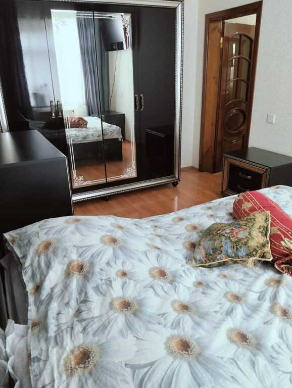 Satılır 4 otaqlı köhnə tikili, 100 m², Nizami-11