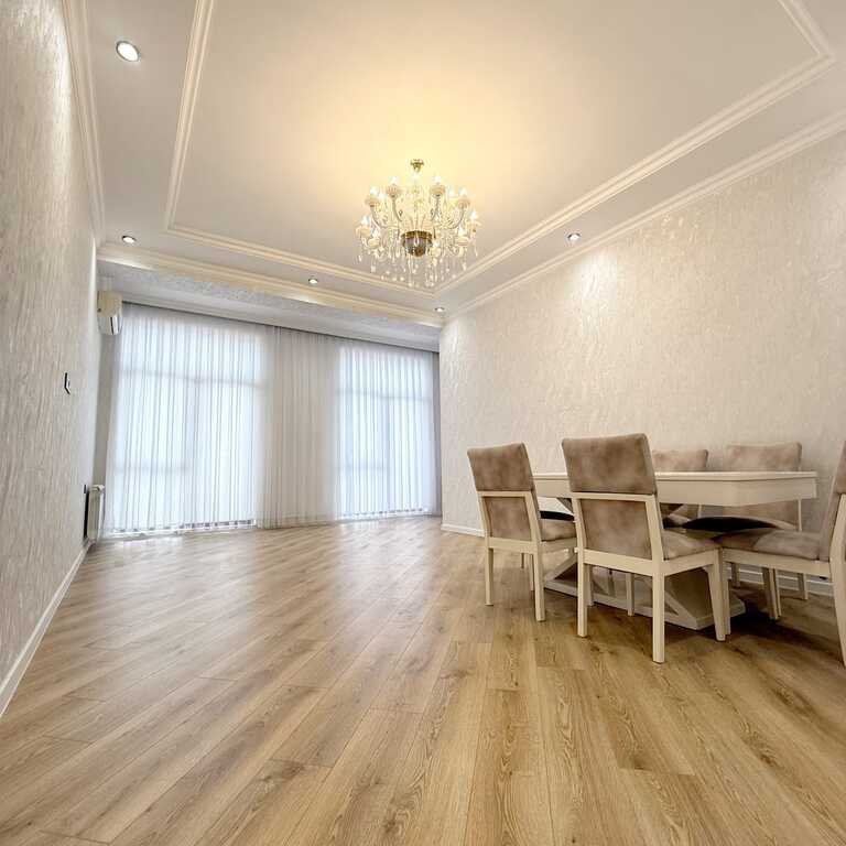 Satılır 4 otaqlı yeni tikili, 150 m², 8 noyabr-1