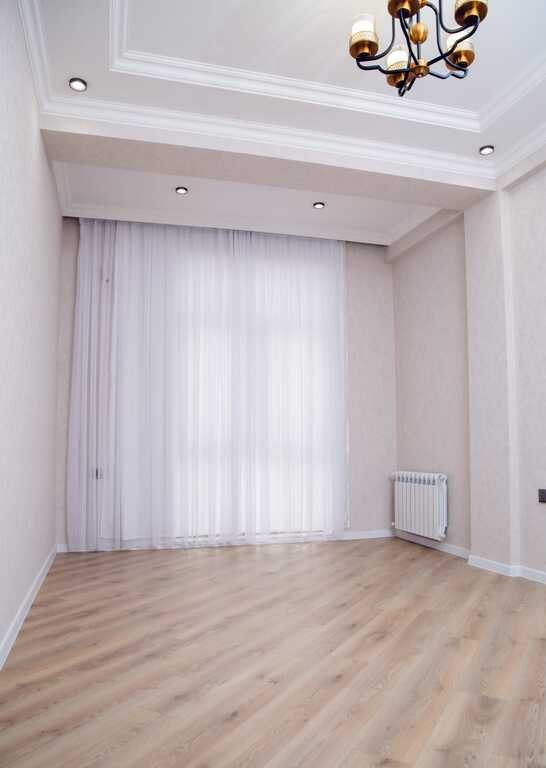 Satılır 4 otaqlı yeni tikili, 150 m², 8 noyabr-8