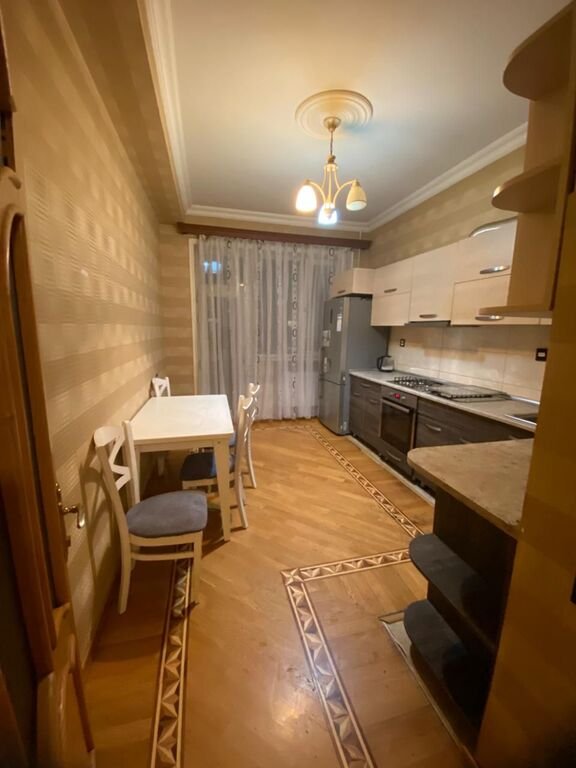 Kirayə verilir 3 otaqlı yeni tikili, 108 m², 8 noyabr-8