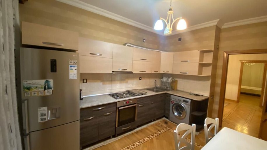 Kirayə verilir 3 otaqlı yeni tikili, 108 m², 8 noyabr-9