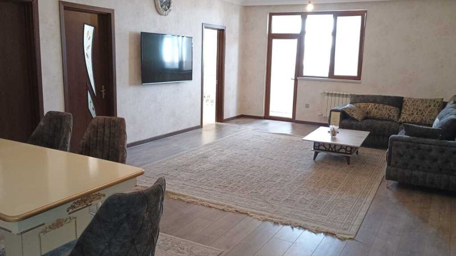 Satılır 4 otaqlı yeni tikili, 130 m², Memar Əcəmi m.-1