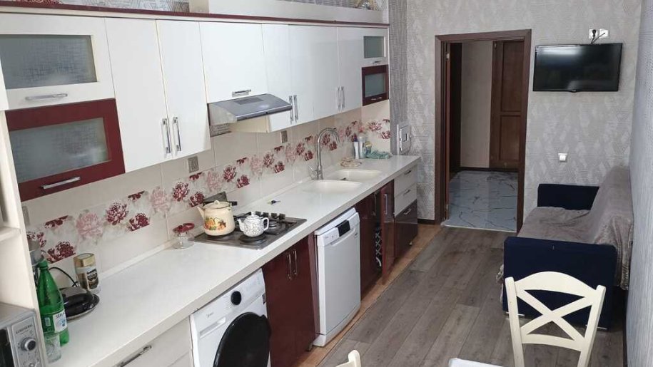 Satılır 4 otaqlı yeni tikili, 130 m², Memar Əcəmi m.-11