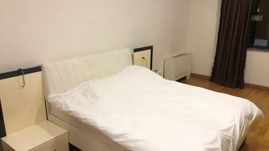 Kirayə verilir 4 otaqlı yeni tikili, 220 m², 28 May m.-16